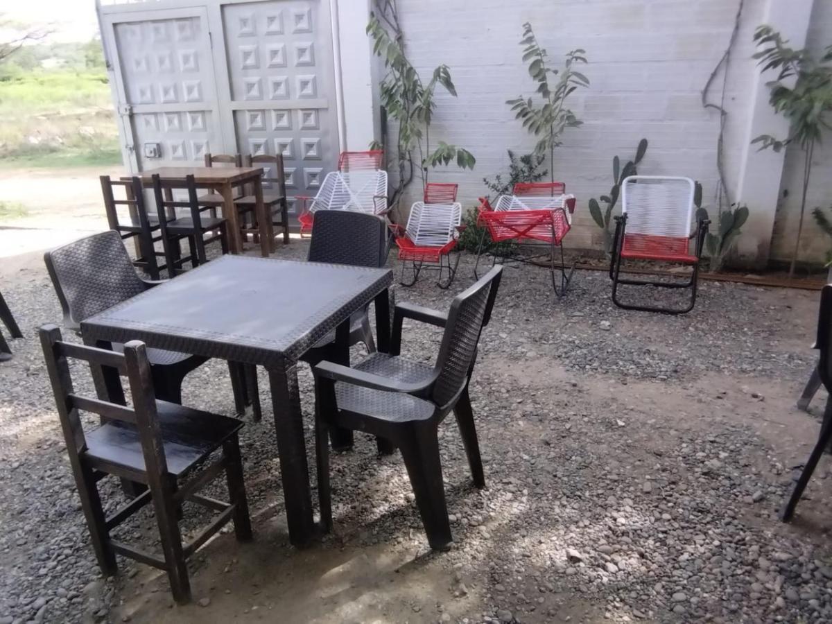 Hostal Sarita Villavieja Kültér fotó